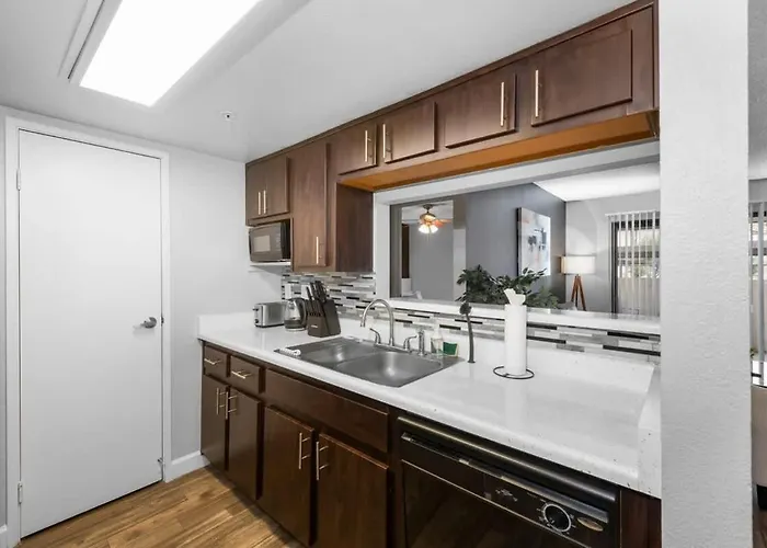Apartament Modern 2br For 7 Pools Fitness Center & Pet-friendly Tempe